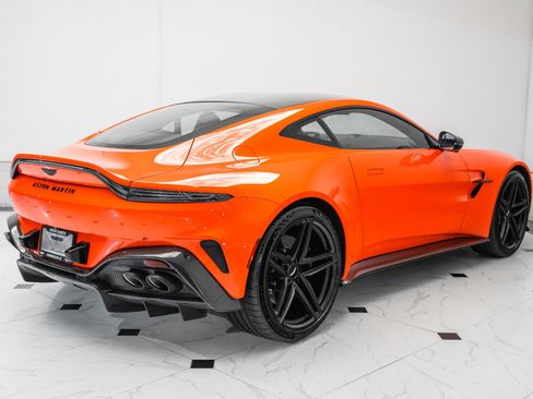 Used 2025 Aston Martin V8 Vantage Coupe image 45