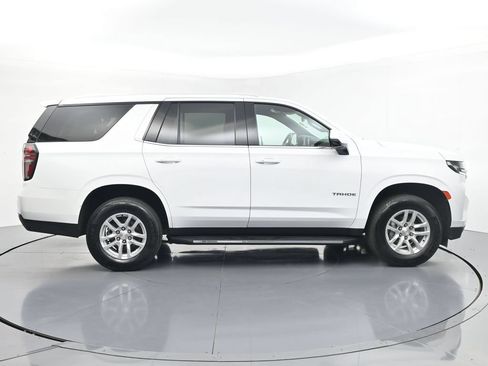 Used 2022 Chevrolet Tahoe LT w/ Luxury Package AWD/4WD image 8
