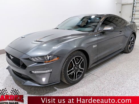 Used 2019 Ford Mustang GT image 2