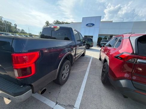 Used 2018 Ford F150 Lariat w/ Equipment Group 502A Luxury AWD/4WD image 5