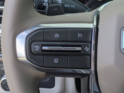 New 2026 GMC Yukon XL Denali w/ Sun & Power Step Package AWD/4WD image 25