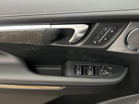 New 2026 Buick Enclave Avenir w/ Super Cruise Package AWD/4WD image 12