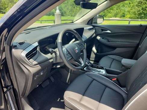 New 2026 Buick Encore GX Avenir w/ Avenir Technology Package FWD image 12