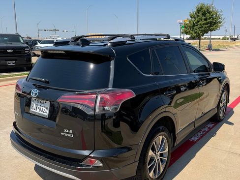 Used 2016 Toyota RAV4 XLE AWD/4WD image 24