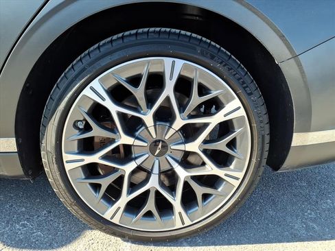 Used 2023 Genesis G90 3.5T image 21