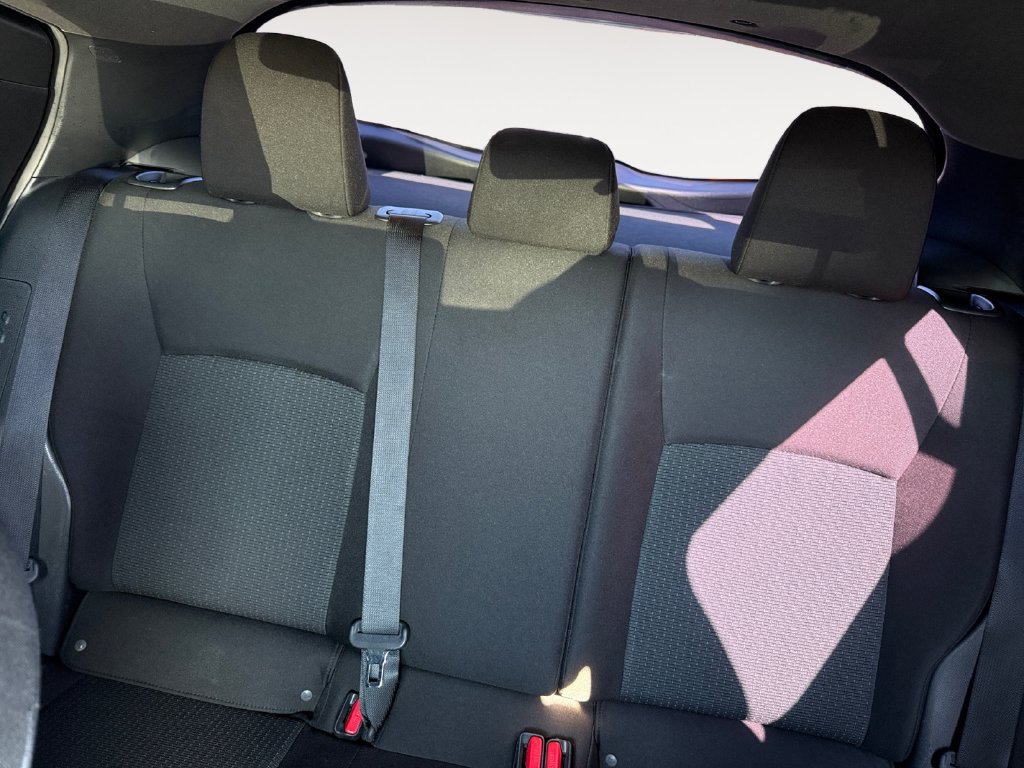 Used 2019 Toyota C-HR XLE FWD image 13