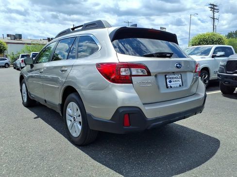 Used 2019 Subaru Outback 2.5i Premium AWD/4WD image 21