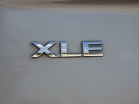 Used 2021 Toyota Prius Prime XLE image 20