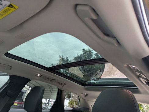 Used 2020 Volvo XC60 T5 Momentum image 21