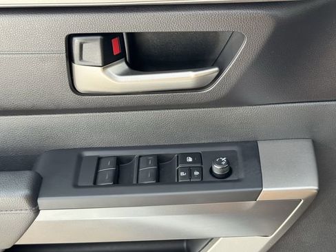 Used 2025 Toyota Tundra SR5 w/ SR5 Premium Package AWD/4WD image 25