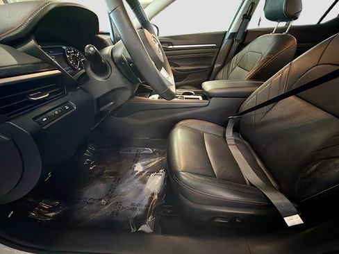 Used 2023 Nissan Altima 2.5 SR w/ SR Premium Package FWD image 13