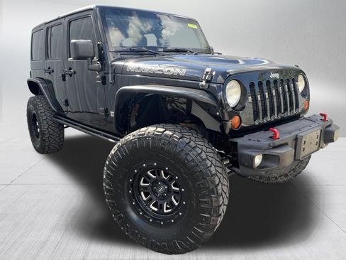 Used 2013 Jeep Wrangler Unlimited Rubicon AWD/4WD image 3