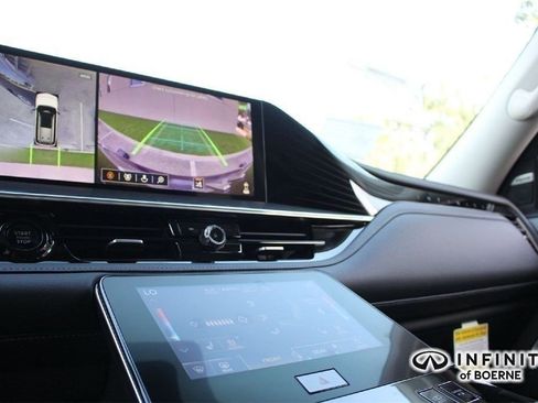 Certified 2026 INFINITI QX80 Luxe w/ Cargo Package image 9