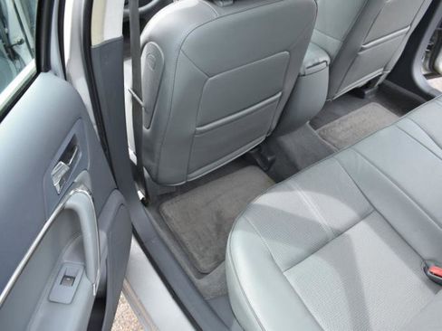 Used 2010 Lincoln MKZ FWD image 21