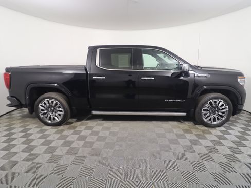 Used 2023 GMC Sierra 1500 Denali Ultimate image 6