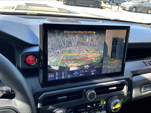 Used 2024 Toyota Tacoma TRD Pro image 13