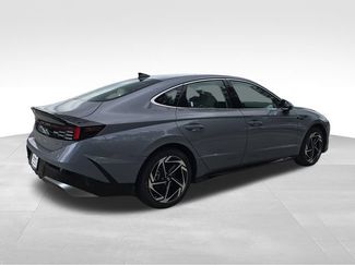 New 2026 Hyundai Sonata SEL AWD/4WD video 5