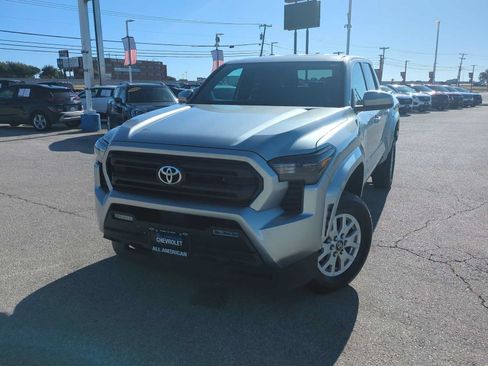 Used 2024 Toyota Tacoma SR5 RWD image 1