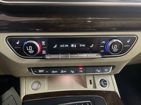 Used 2019 Audi Q5 Prestige w/ Prestige Package AWD/4WD image 24