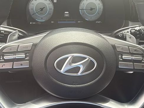Used 2023 Hyundai Palisade Limited FWD image 17