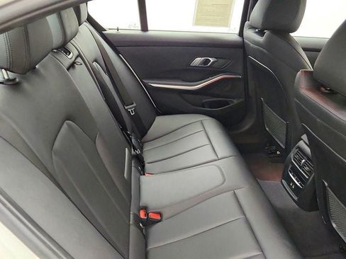 Used 2021 BMW 330i xDrive Sedan w/ M Sport Package AWD/4WD image 24