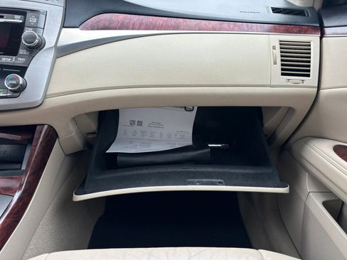 Used 2011 Toyota Avalon image 39