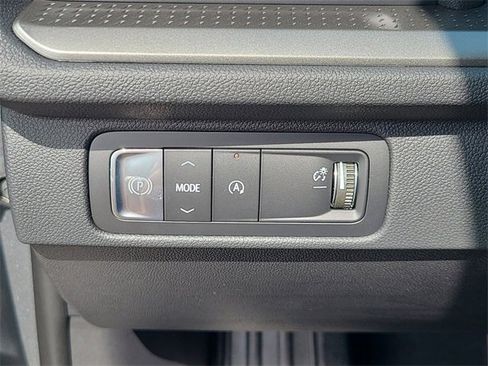 New 2026 Chevrolet Traverse LT w/ Midnight/Sport Edition image 26