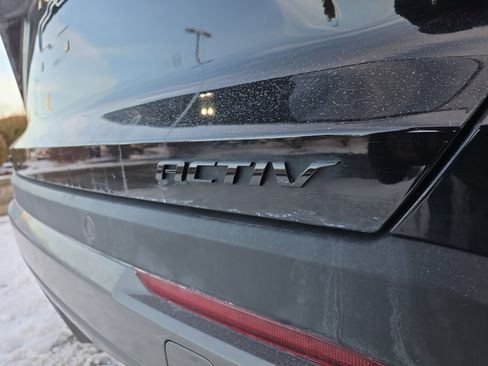 Used 2025 Chevrolet Equinox ACTIV w/ Safety and Technology Package image 14