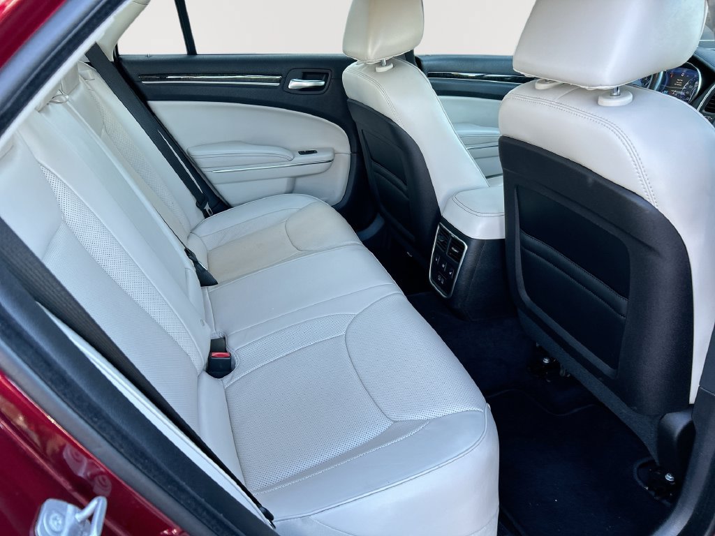 Used 2016 Chrysler 300 C w/ Safetytec Plus Group RWD image 29