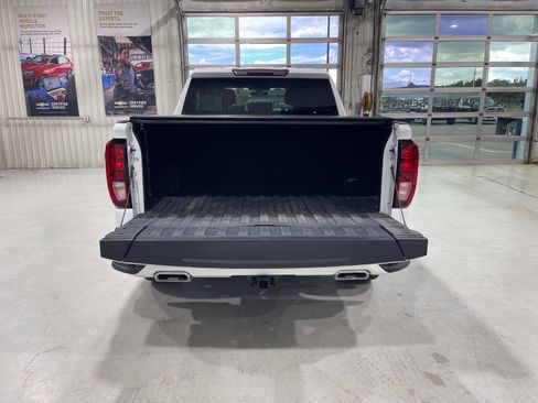 Used 2022 GMC Sierra 1500 Elevation AWD/4WD image 16