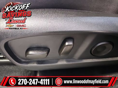 Used 2025 Chevrolet Equinox LT w/ Convenience Package II AWD/4WD image 20