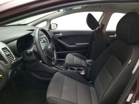 Used 2017 Kia Forte LX FWD image 17