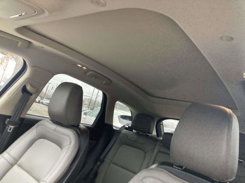 New 2025 Lincoln Corsair FWD w/ Equipment Group 101A image 21