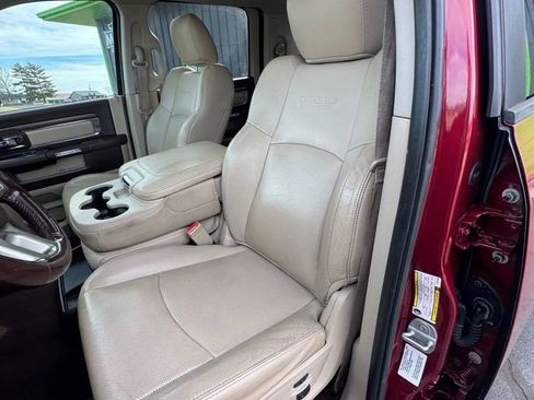 Used 2014 RAM 2500 Laramie w/ Cold Weather Group image 19