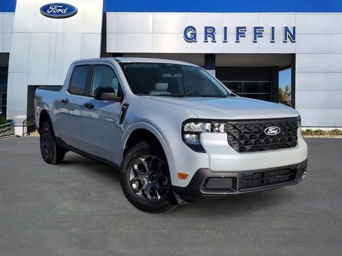 New 2026 Ford Maverick XLT w/ Equipment Group 301A AWD/4WD image 2