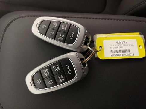 Certified 2024 Hyundai Ioniq 5 SEL RWD image 26