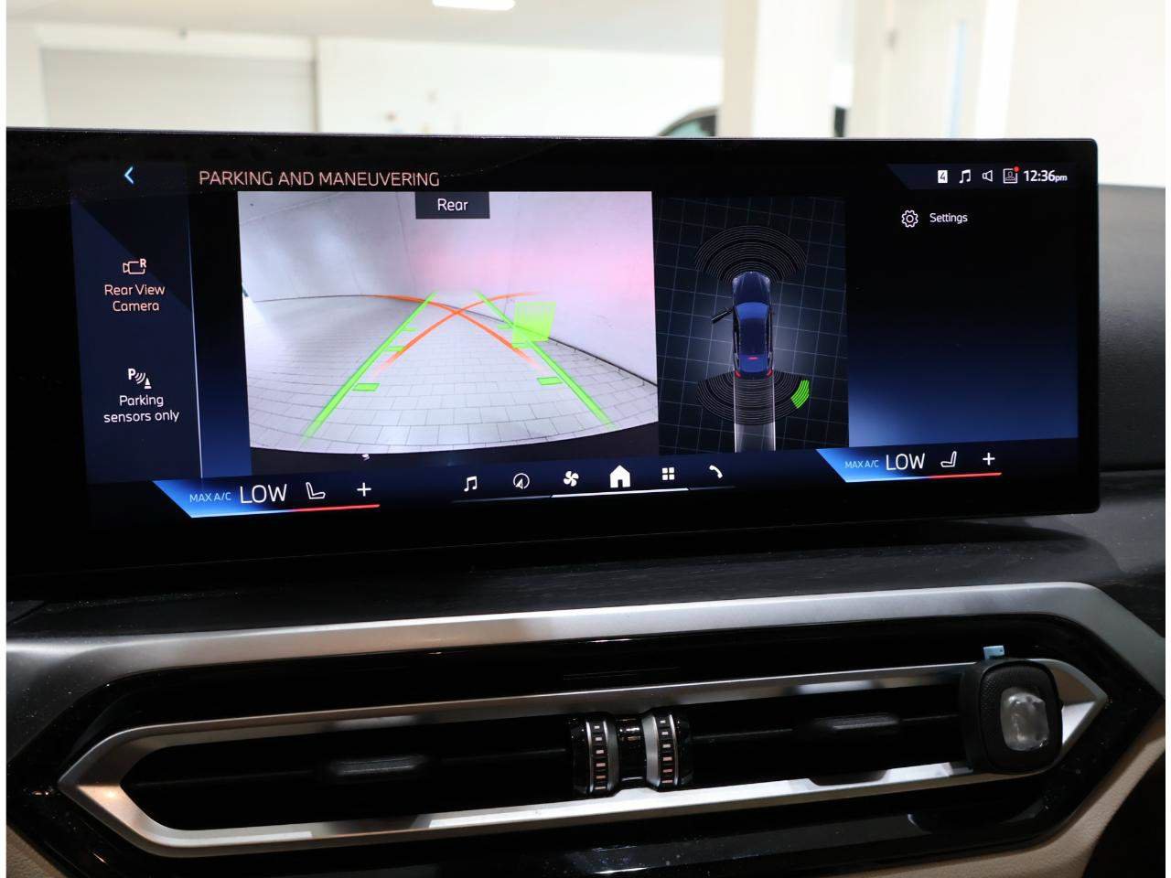 Certified 2024 BMW i4 eDrive35 w/ Convenience Package RWD image 19