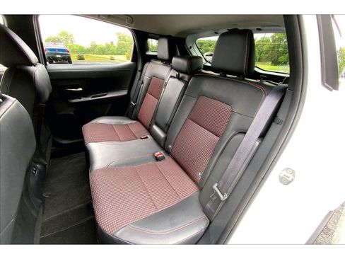 Used 2025 Nissan Kicks SR FWD image 24