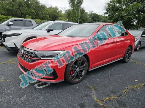 Used 2019 Volkswagen Jetta GLI FWD image 1