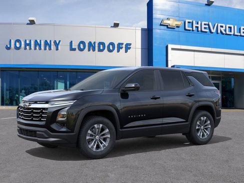 New 2026 Chevrolet Equinox LT w/ Convenience Package II FWD image 2