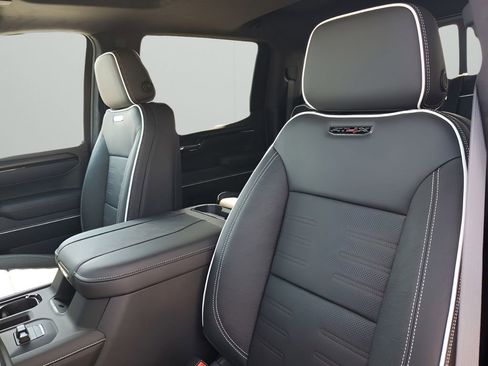 New 2026 GMC Sierra 1500 AT4X image 31