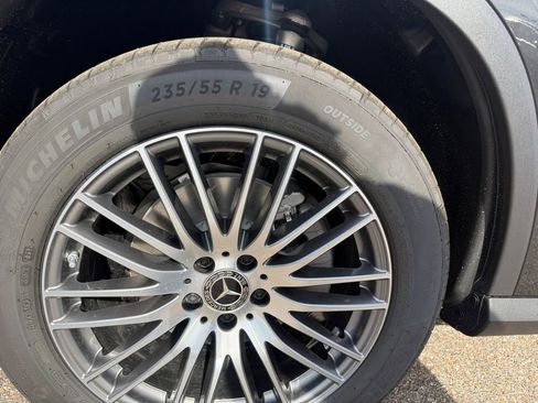 New 2026 Mercedes-Benz GLC 300 4MATIC image 14