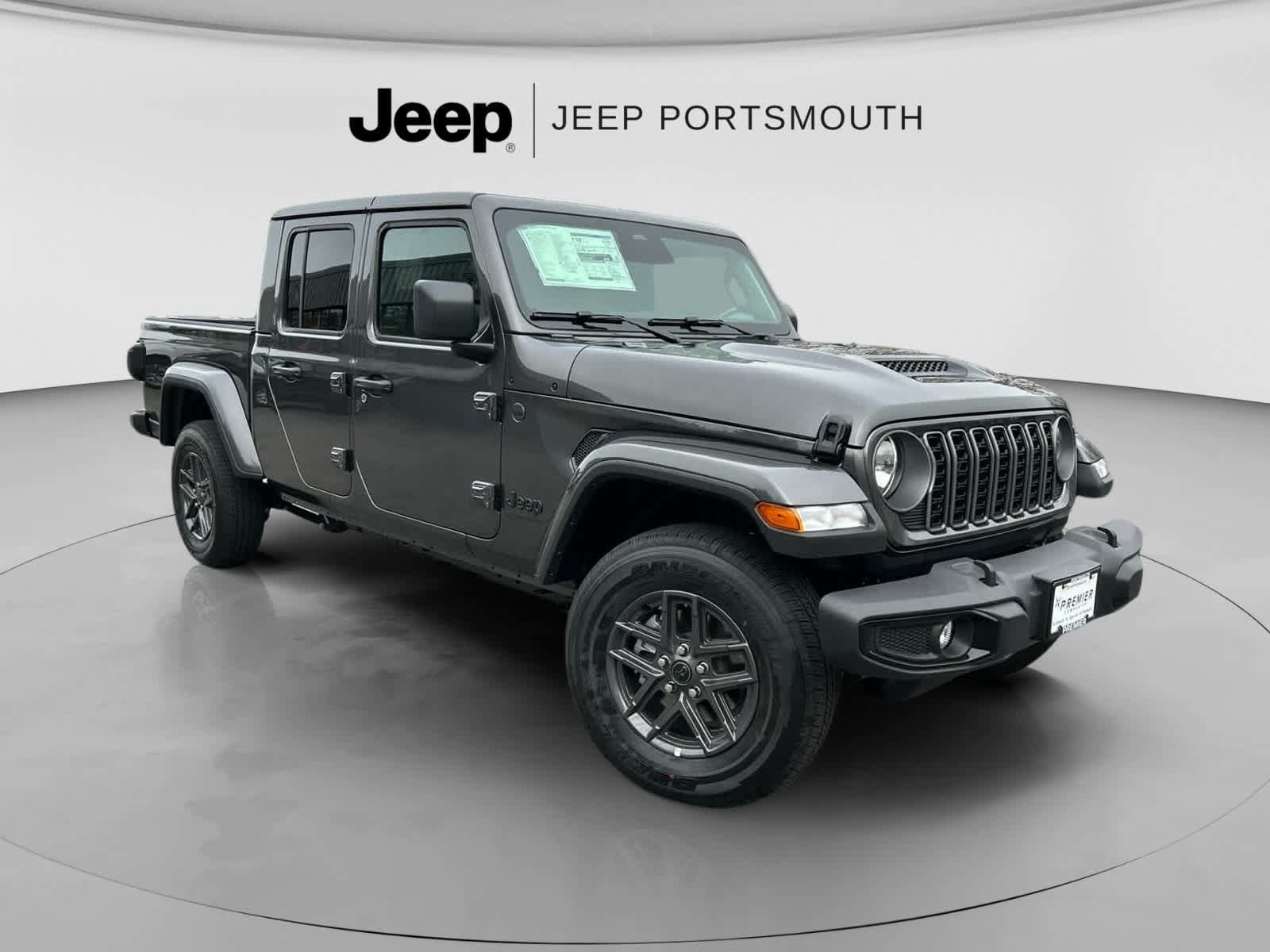 New 2026 Jeep Gladiator Sport AWD/4WD image 1