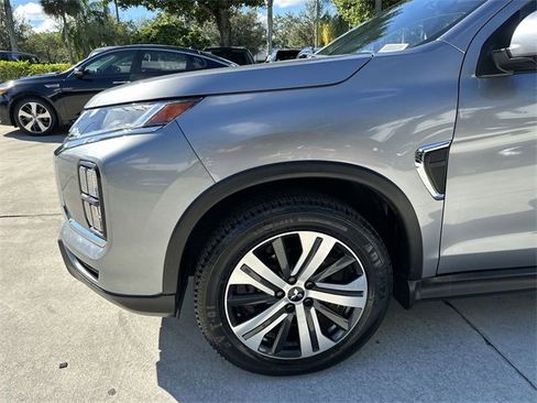 Used 2022 Mitsubishi Outlander Sport SE image 18
