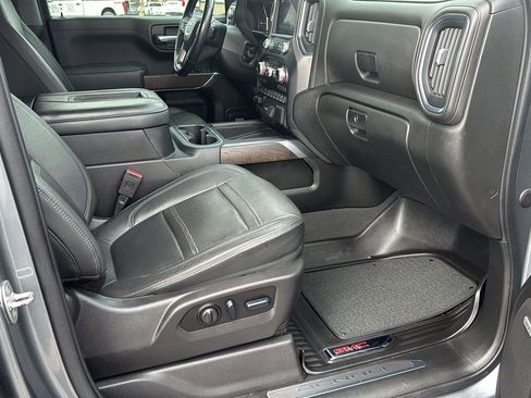 Used 2022 GMC Sierra 1500 Denali w/ Denali Premium Package image 24