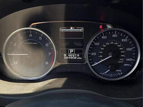 Used 2017 Subaru Crosstrek 2.0i Limited AWD/4WD image 19