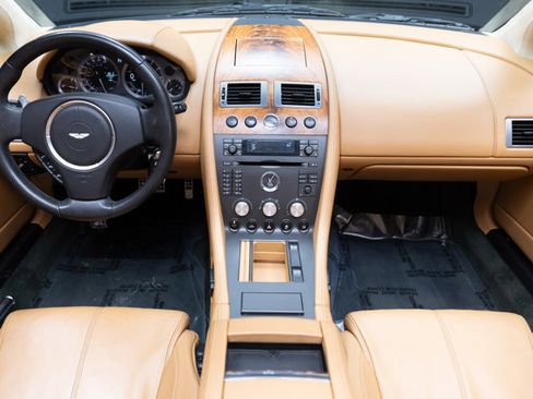 Used 2008 Aston Martin V8 Vantage Roadster image 3