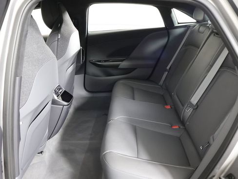 Used 2025 Lucid Air Touring AWD/4WD image 39