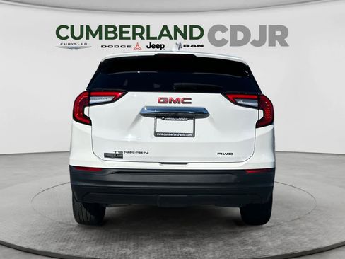 Used 2023 GMC Terrain SLE AWD/4WD image 5