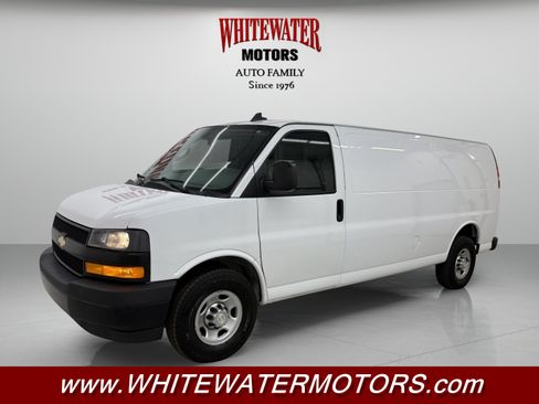 Used 2021 Chevrolet Express 3500 Extended w/ Driver Convenience Package RWD image 1